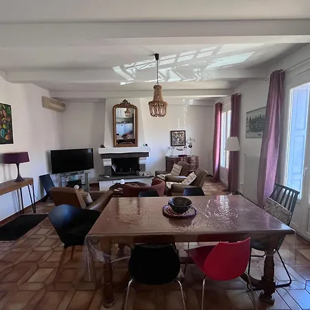 بيت للعطل Grande Maison Familiale Proche *