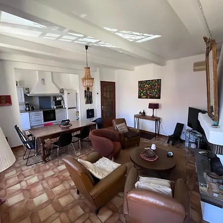 Grande Maison Familiale Proche بيت للعطل